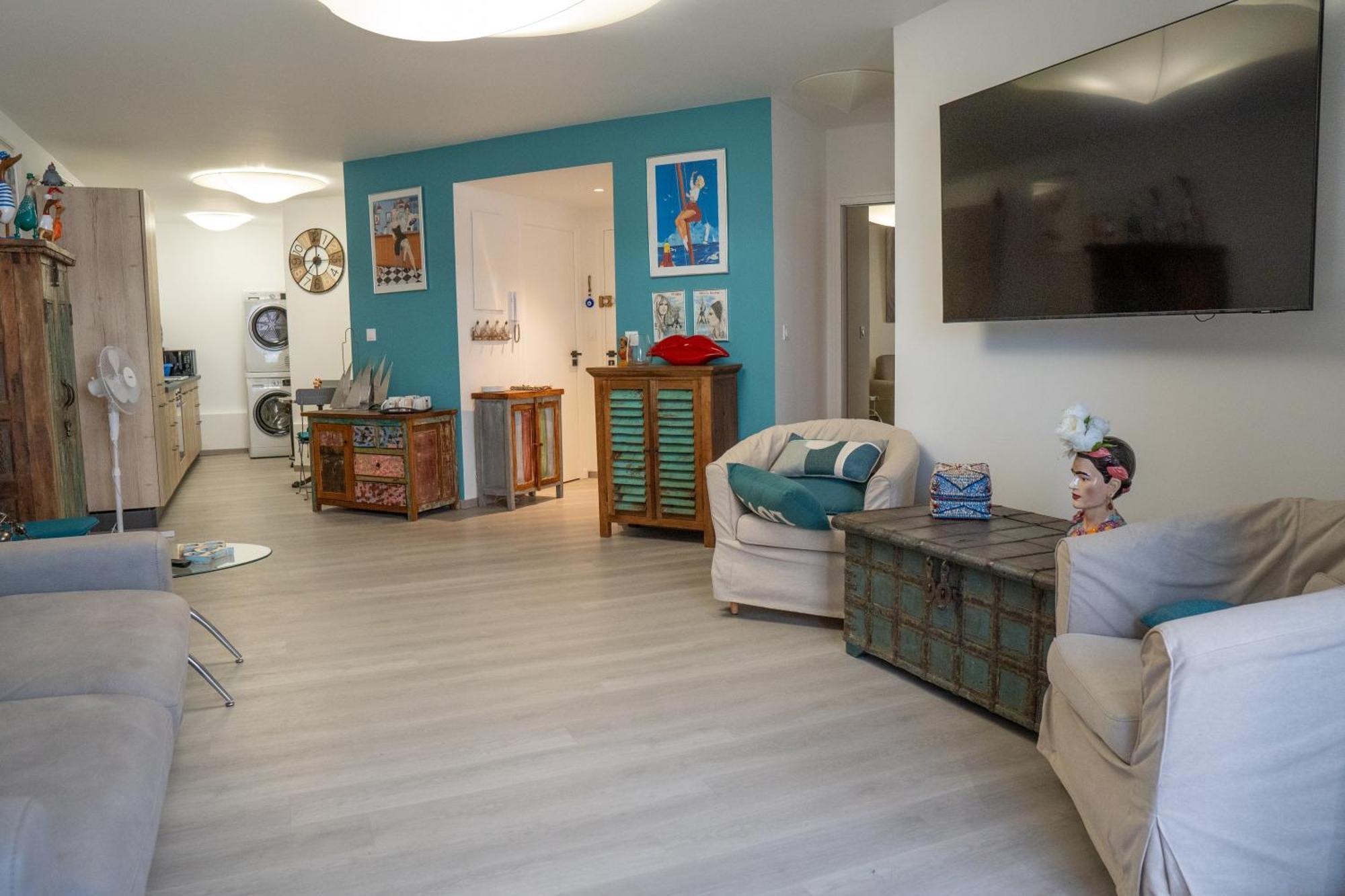 T2! 3 Ou 4 Personnes Centre Ville Neuf Avec Garage Санари-сюр-Мер Екстериор снимка